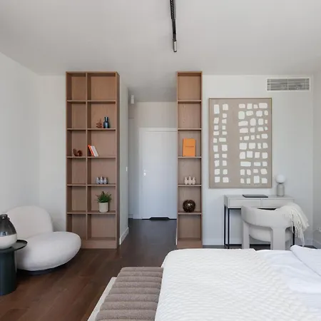 3-bedroom Unique Sky Panorama Appartement Warschau