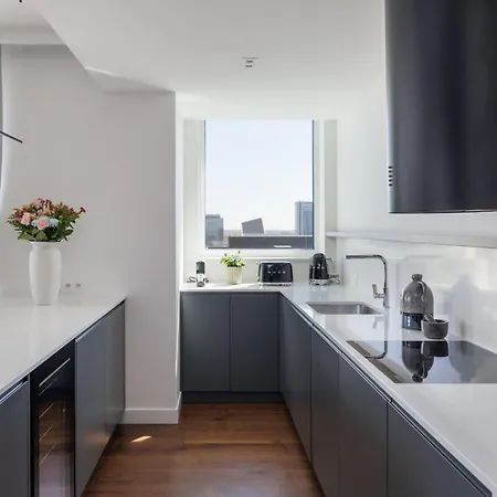 3-bedroom Unique Sky Panorama *